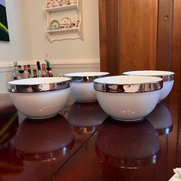 2 Beekman Home white bowls with silver rim - Picture 13 of 15